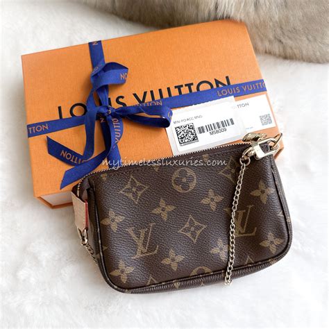 gebrauchte louis vuitton pochette|louis vuitton pochette monogram.